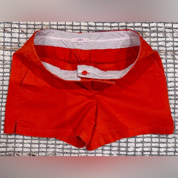 Ann Taylor Loft Women's Shorts, size 8 - Picture 4 of 5